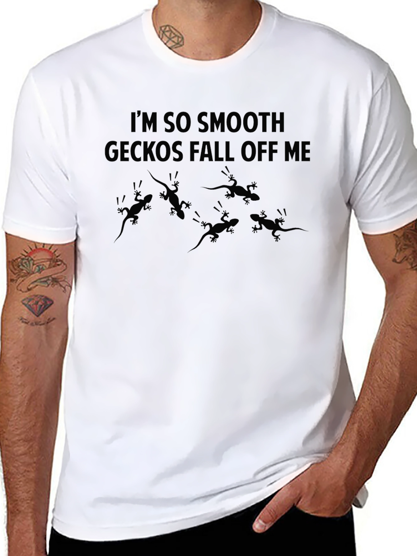 Smooth Gecko Graphic Tee - Black T-Shirt