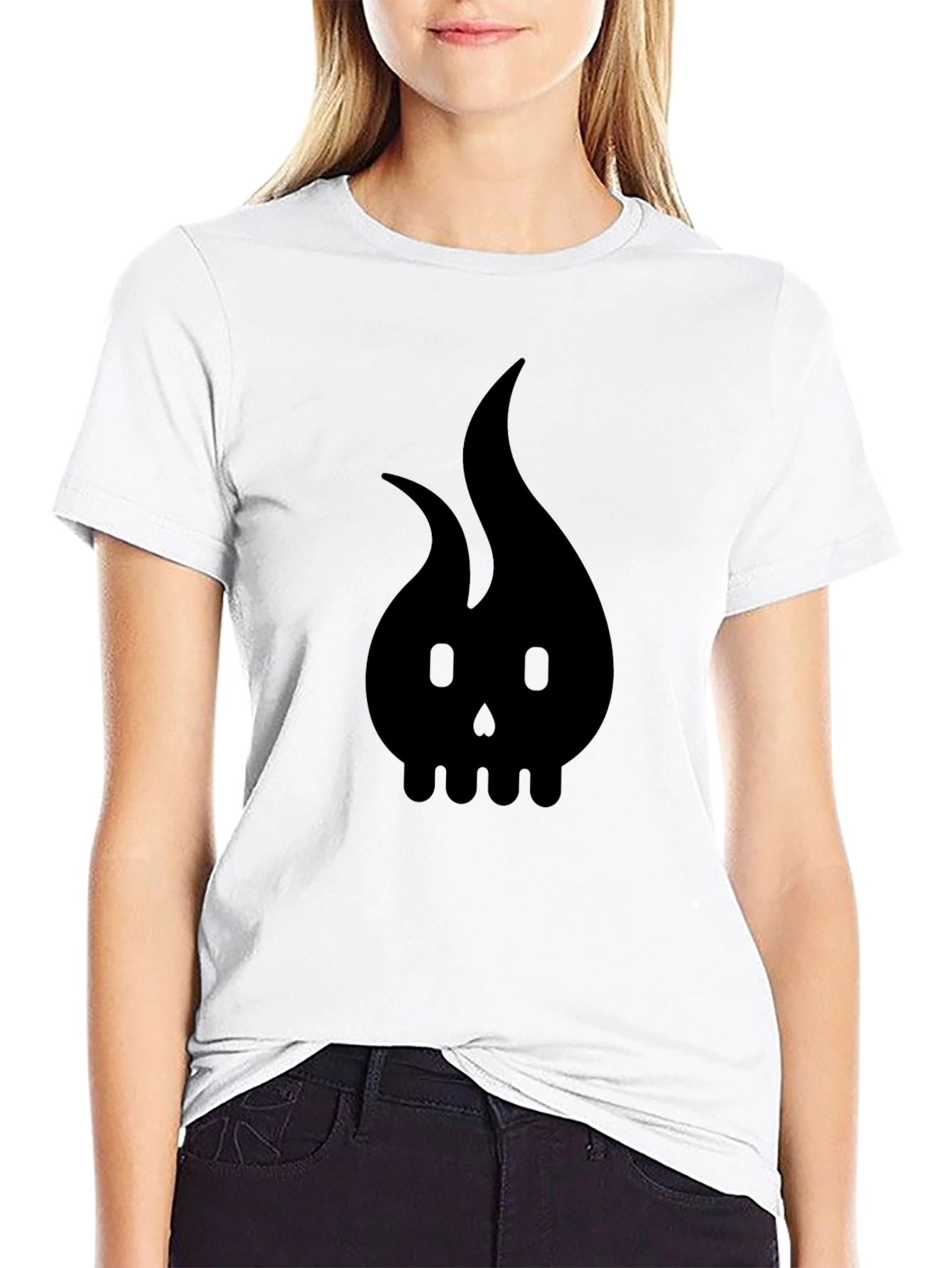 Flame Skull Graphic Tee - Bold Black T-Shirt
