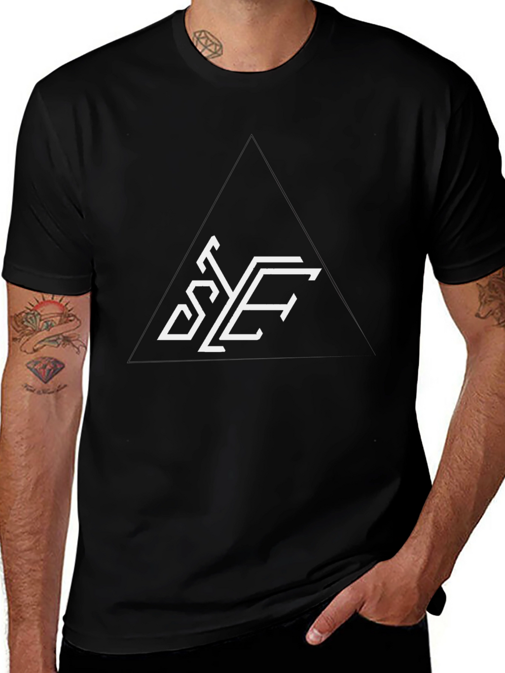 Modern Graphic Tee - Geometric Letter Print